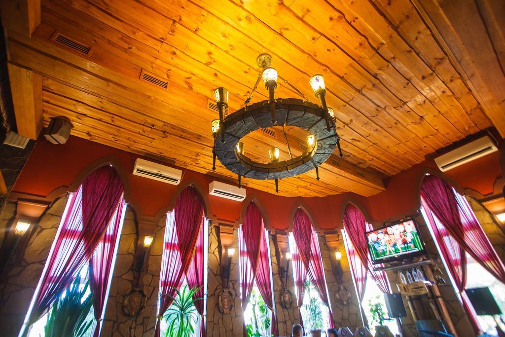 Aivengo Hotel Kolodenka Exterior photo