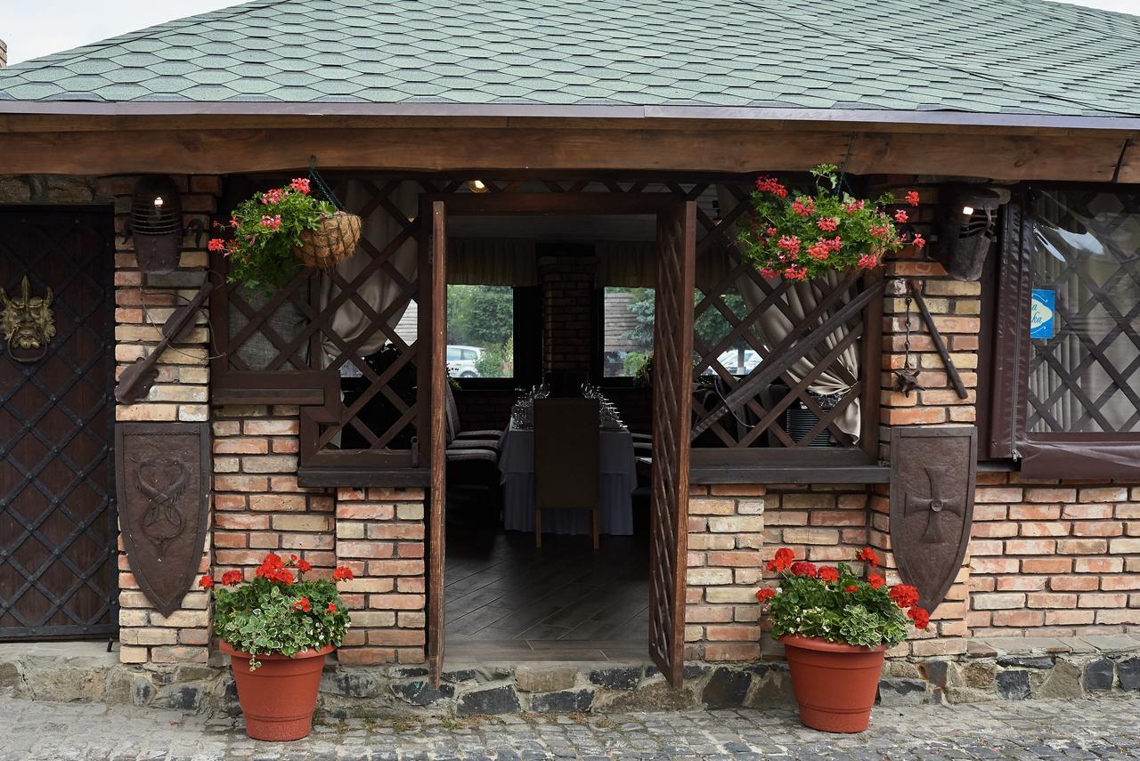 Aivengo Hotel Kolodenka Exterior photo